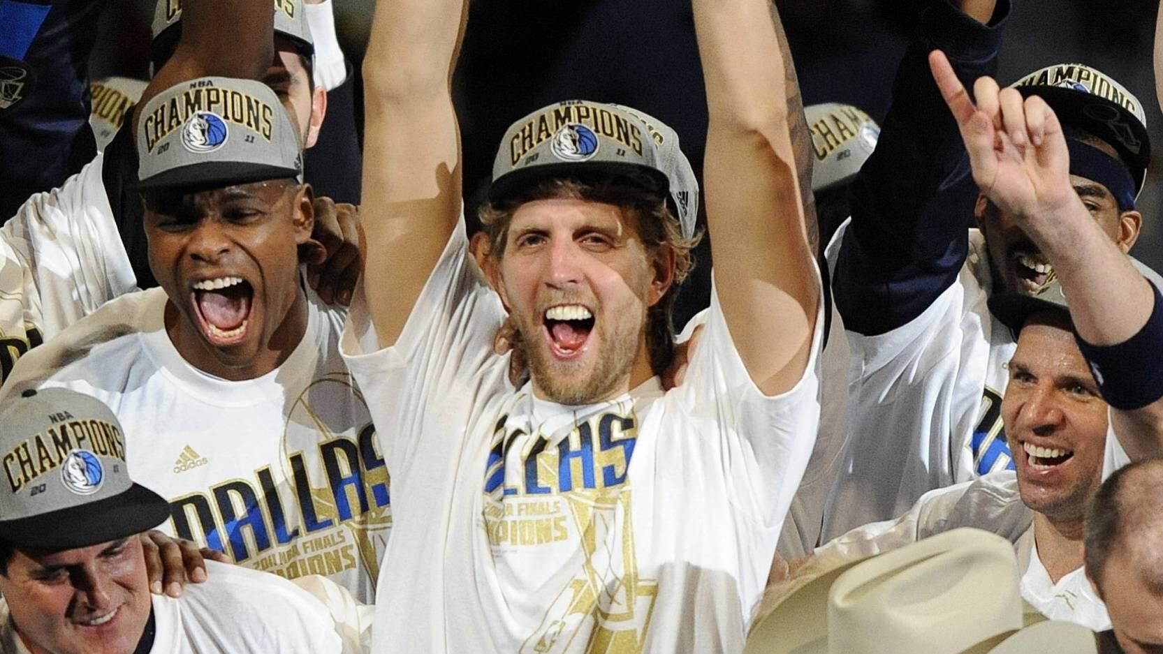 <strong>NBA: Dirk Nowitzki</strong><br>Wann: 2011<br>Team: Dallas Mavericks<br>Als erstem deutschen NBA-Profi gelang es "Dirkules", die Finals zu gewinnen. Dabei wurde er im Duell gegen die Miami Heat sogar Finals MVP. Bis heute unerreicht.