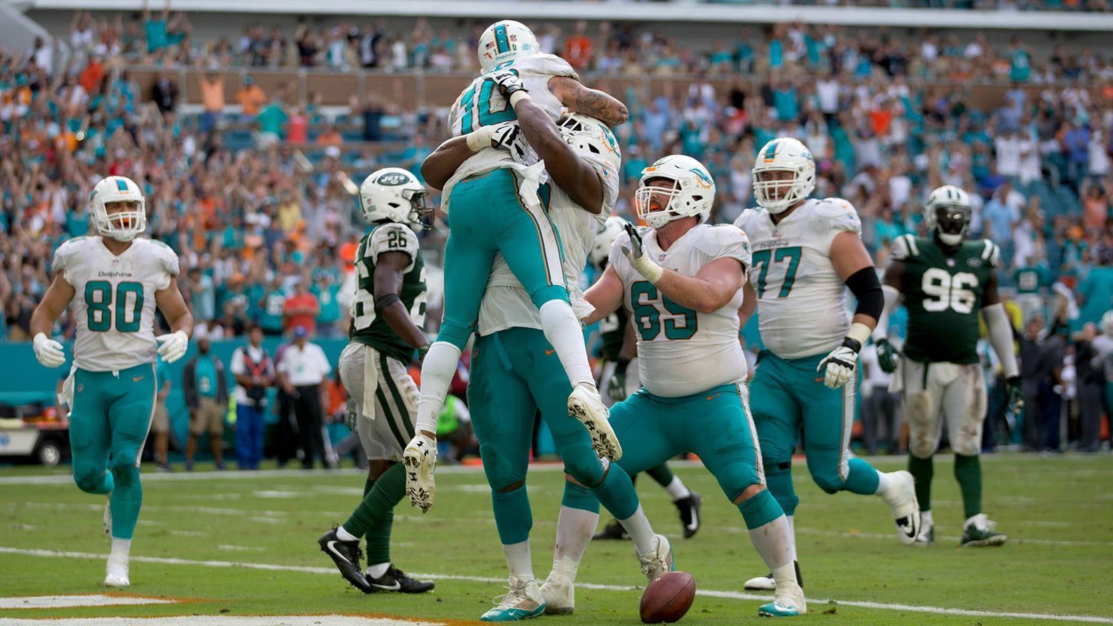 
                <strong>Miami Dolphins</strong><br>
                Gesamtbewertung: 74
              