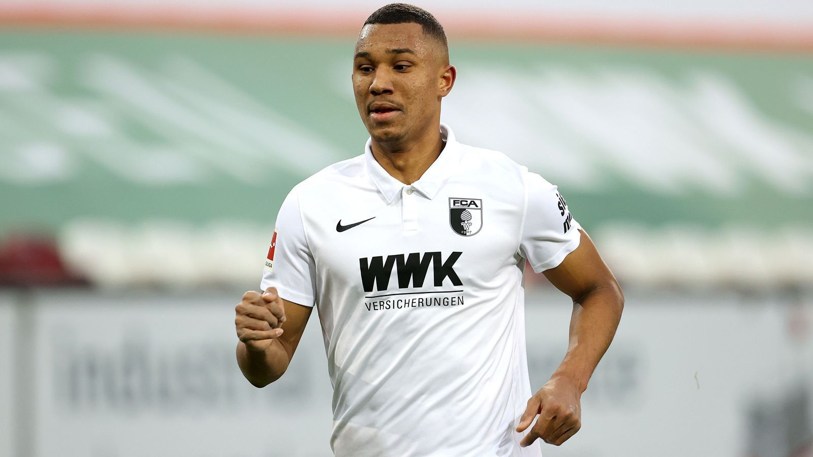 
                <strong>Abwehr: Felix Uduokhai</strong><br>
                Kuntz kämpfte um die Zusage des FC Augsburg für den jungen Verteidiger, der zusammen mit Pieper das Innenverteidiger-Duo bilden könnte. Mit 23 Jahren hat Uduokhai schon 85 Bundesliga-Einsätze auf dem Buckel. Erfahrung, die dem Tokio-Team guttun wird.
              