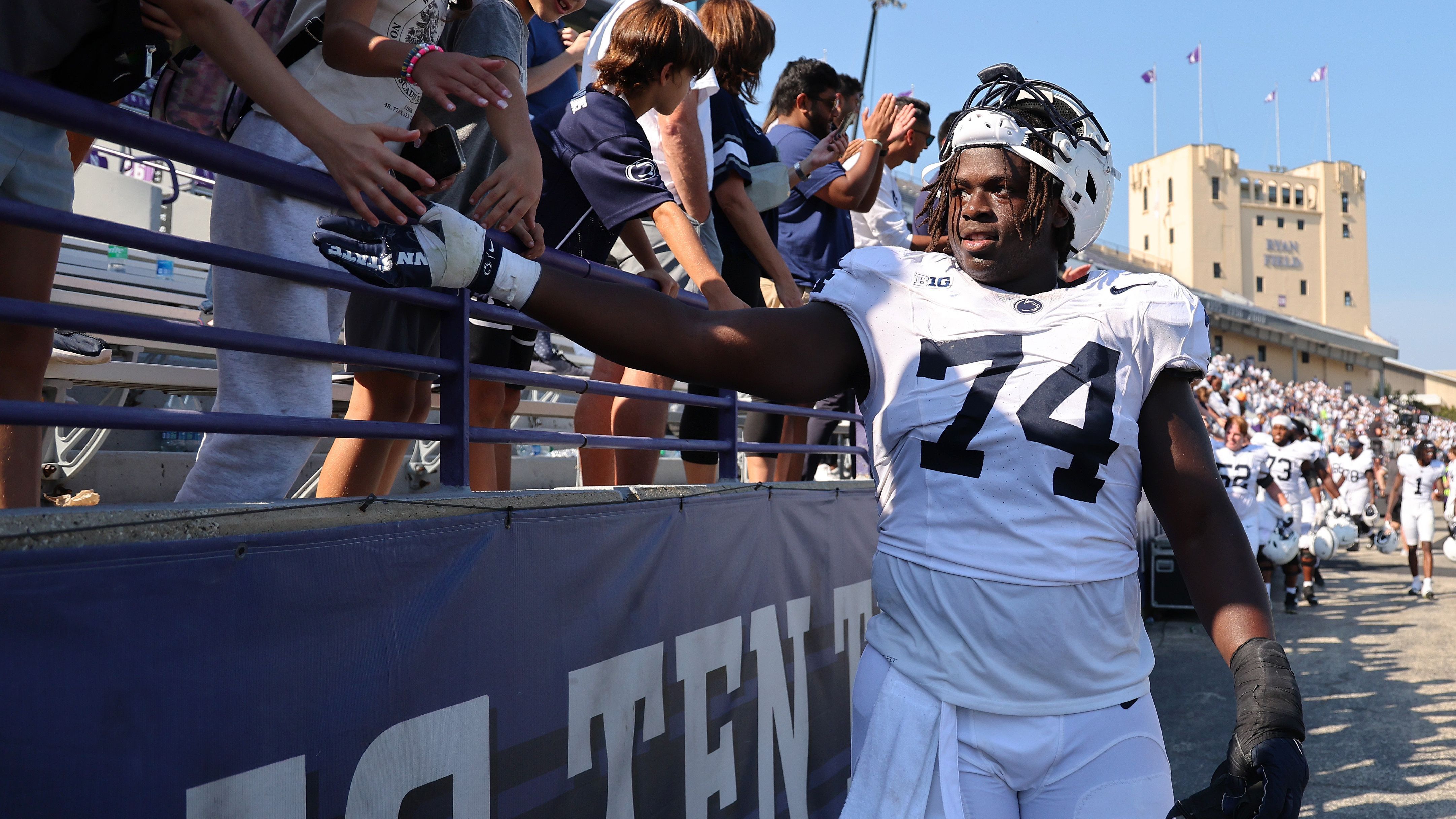 <strong>Olumuyiwa Fashanu</strong><br>Position: Offensive Tackle<br>College: Penn State<br>Prognose: Mitte 1. Runde