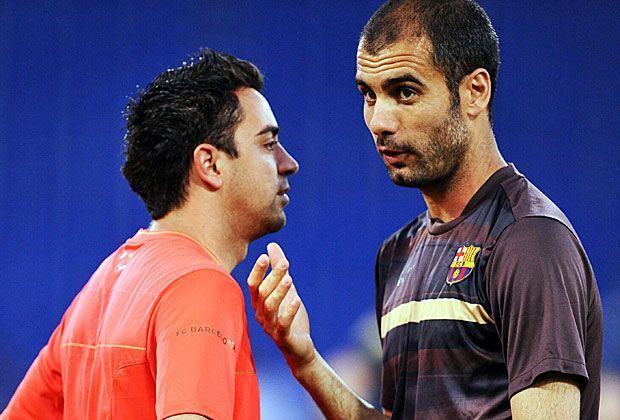 
                <strong>Das Erfolgs-Duo</strong><br>
                Als Guardiola 2008 bei Barca anfing, sagte er gleich zu Xavi: "Ohne dich wird es keine Barça-Mannschaft geben." Der 34-Jährige spielte daraufhin die beste Saison seiner Karriere und holte mit Barca alle sechs möglichen Titel - das gab es noch nie.
              