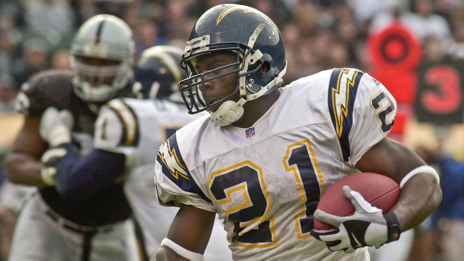 <strong>Los Angeles Chargers/San Diego Chargers: 2001, 5. Pick</strong><br>- Spieler: LaDainian Tomlinson<br>- Auszeichnungen: 3x All-Pro, 5x Pro Bowl