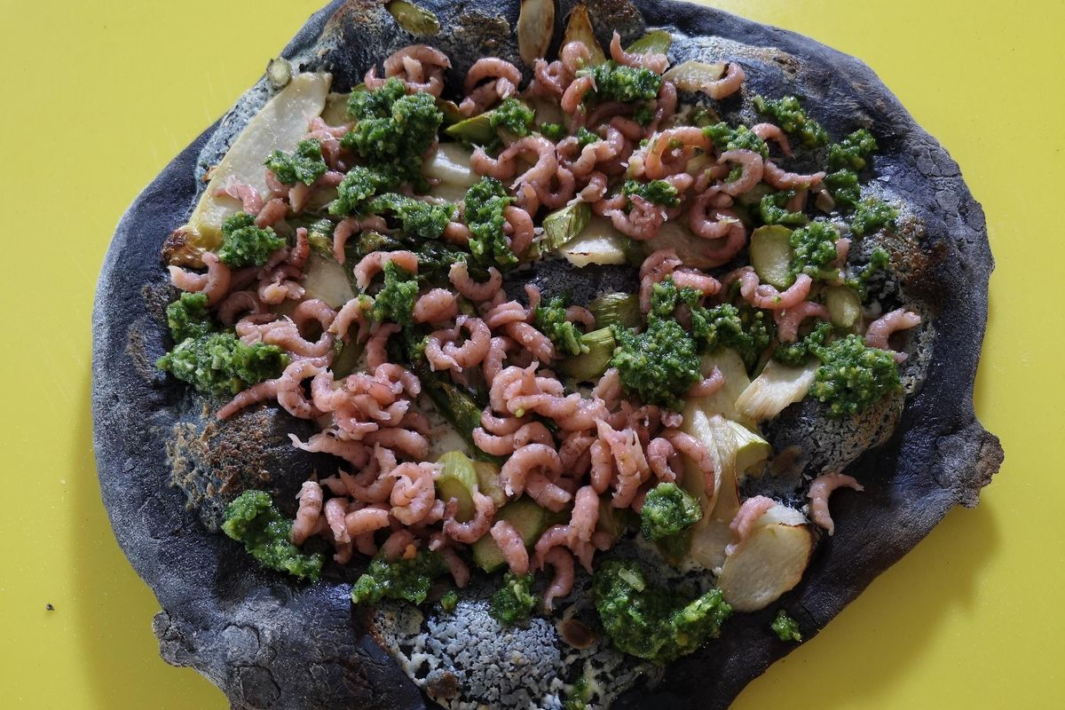 Black Pizza