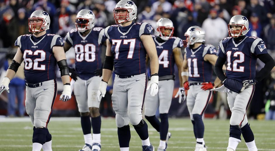 
                <strong>Power Ranking vor den Championship Games</strong><br>
                Platz 3 - New England Patriots: Die Patriots nur auf drei? Da stimmt doch was nicht! In erster Linie hängt der Absturz von der Spitze mit der irritierenden Leistung gegen die Houston Texans zusammen. Tom Brady warf so viele Interceptions wie in der gesamten Regular Season (zwei). Eine ganze Halbzeit lang war die Defense der Pats im Dauereinsatz und hatte Glück, dass die Texans-Offense zu harmlos war, um mit einem satten Vorsprung in die Kabine zu gehen. Dennoch: Der Nimbus der Patriots-Unantastbarkeit hat spürbar gelitten. Auf einmal wirkten selbst die Pats wie ein ganz normales Football-Team. 
              