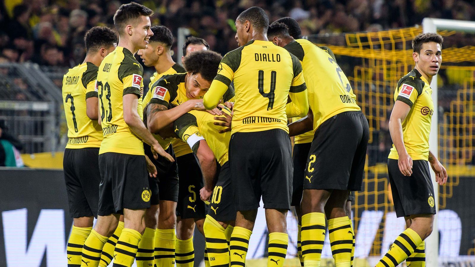 
                <strong>Das Restprogramm von Borussia Dortmund</strong><br>
                &#x2022; FC Augsburg (A)<br>&#x2022; VfB Stuttgart (H)<br>&#x2022; Hertha BSC (A)<br>&#x2022; VfL Wolfsburg (H)<br>&#x2022; FC Bayern München (A)<br>&#x2022; 1. FSV Mainz 05 (H)<br>&#x2022; SC Freiburg (A)<br>&#x2022; FC Schalke 04 (H)<br>&#x2022; SV Werder Bremen (A)<br>&#x2022; Fortuna Düsseldorf (H)<br>&#x2022; Borussia Mönchengladbach (A)<br>
              