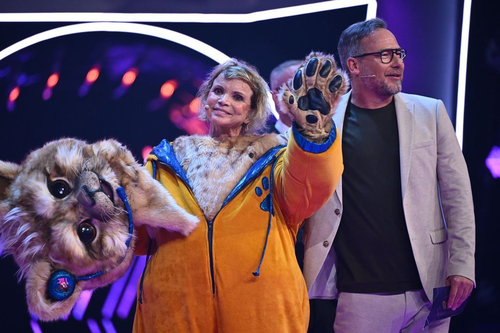 "The Masked Singer" 2024 Uschi Glas im Interview "Hätte gern noch