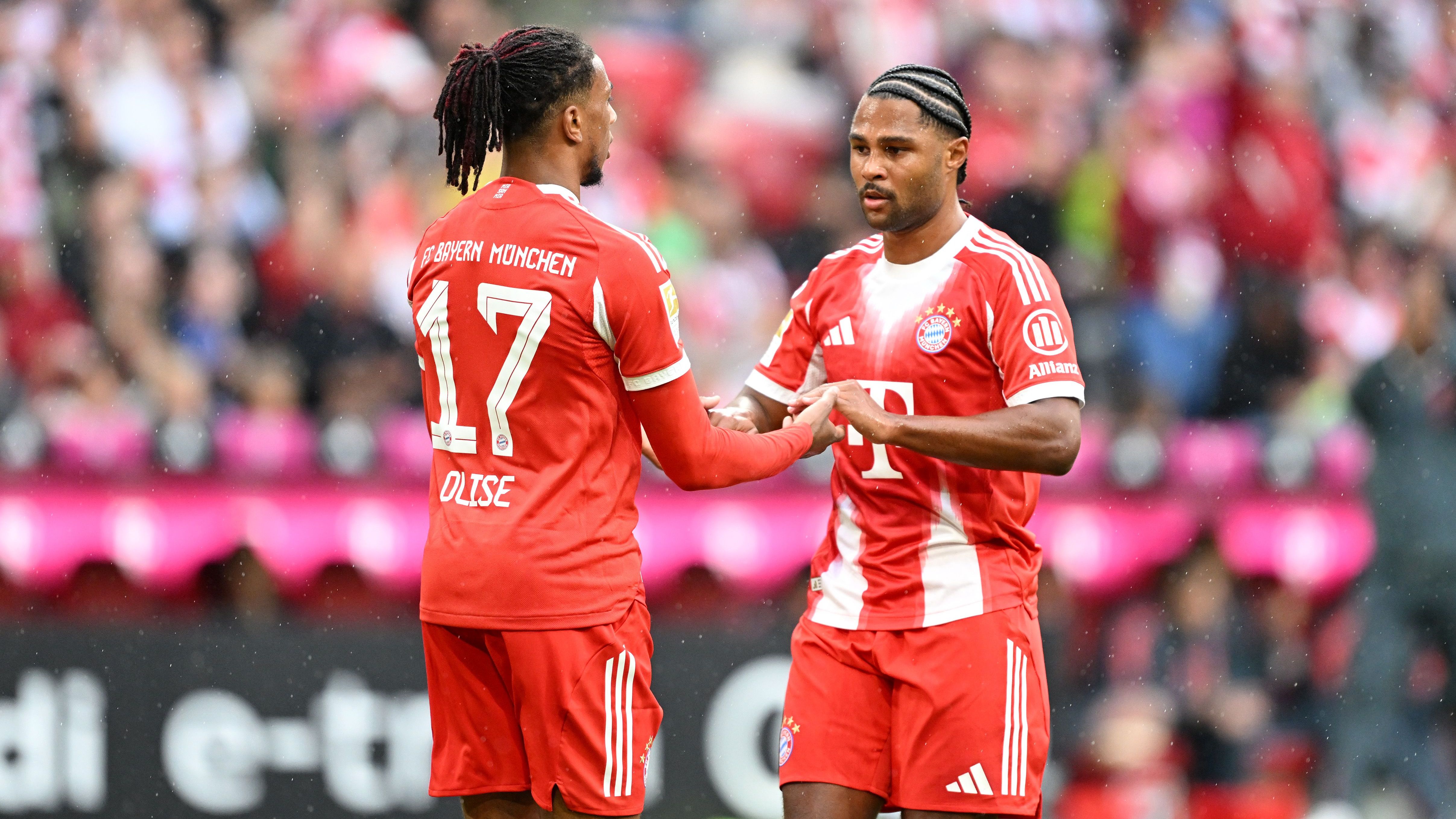 <strong>Platz 2: FC Bayern München</strong><br>durchschnittliche Reisedistanz zu Auswärtsspielen 2025/26: 381 km