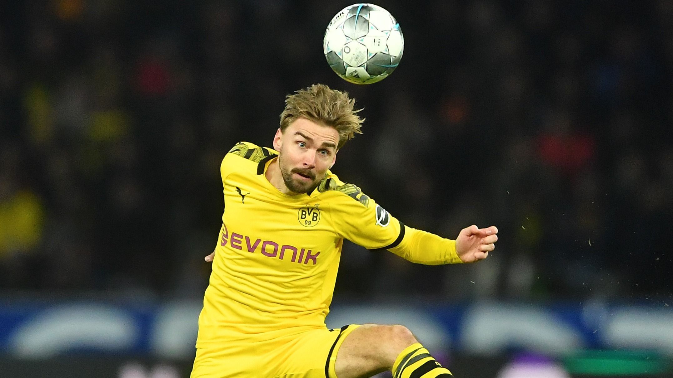 
                <strong>Marcel Schmelzer</strong><br>
                Kommt in der 90. Minute für Sancho ins Spiel und hilft seiner Mannschaft dabei, das Ergebnis über die Zeit zu retten. ran-Note: Keine Bewertung
              