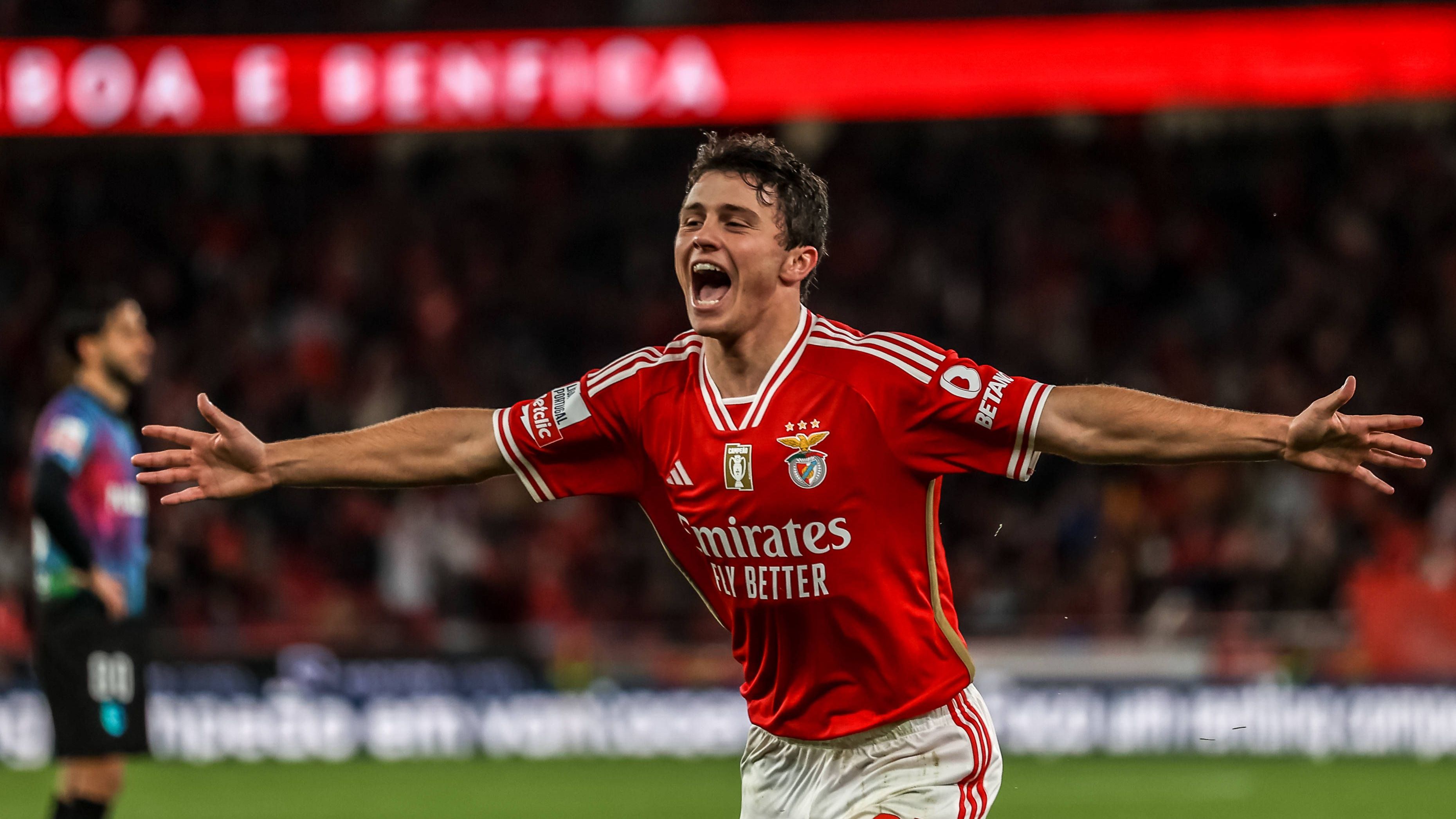 <strong>Platz 9 (geteilt): Joao Neves (Benfica Lissabon)</strong><br>Marktwertsteigerung: 35 Millionen Euro<br>Aktueller Marktwert: 45 Millionen Euro<br>Position: Defensiver Mittelfeldspieler<br>Alter: 19 Jahre