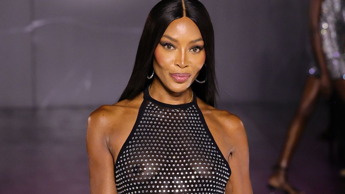 PrettyLittleThing x Naomi Campbell - Runway