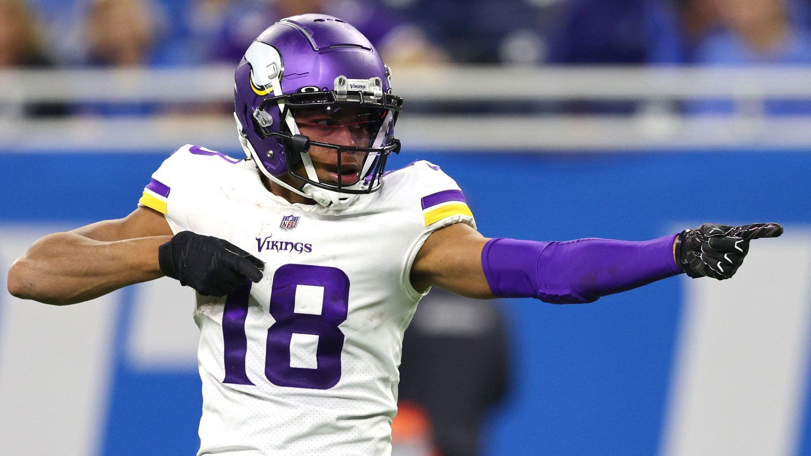 
                <strong>Platz 9: Justin Jefferson (Minnesota Vikings)</strong><br>
                &#x2022; Position: Wide Receiver<br>&#x2022; In der NFL seit: 2020 (22. Pick)<br>&#x2022; Größte Erfolge: 2x Second-Team All-Pro, 2x Pro Bowl<br>
              