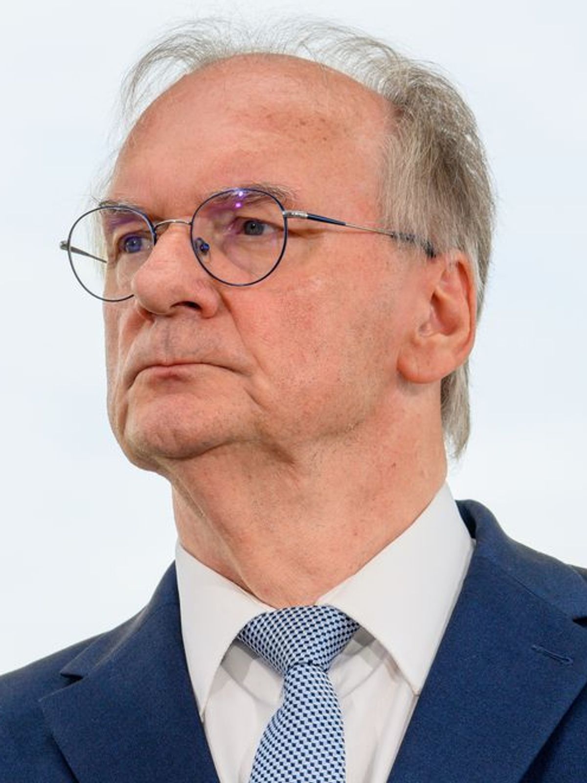 Ministerpräsident Reiner Haseloff bleibt trotz angekündigtem Rückzug der beliebteste Politiker in Sachsen-Anhalt.