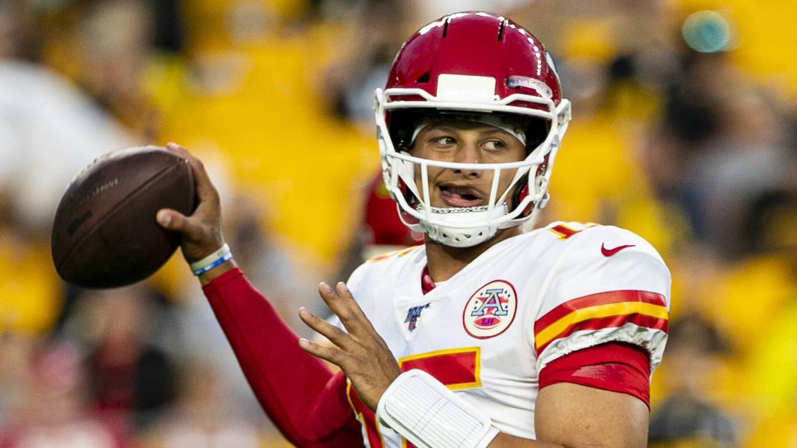 
                <strong>NFL 2019: Die etwas anderen Wetten zur Regular Season</strong><br>
                Wette: Patrick Mahomes kommt auf mehr als 4999,5 Passing Yards und mehr als 39,5 Passing TouchdownsQuote: 13/8
              