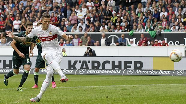 
                <strong>Stuttgart: Sieg trotz Elfer</strong><br>
                Auch am 7. Bundesliga-Spieltag gegen Stuttgart kassiert die Fohlen-Elf einen Gegentreffer durch einen Elfmeter. Nach einem Foul von Havard Nordtveit an Daniel Didavi versenkt Daniel Ginczek den Strafstoß problemlos. Gladbach gewinnt trotzdem mit 3:1.
              