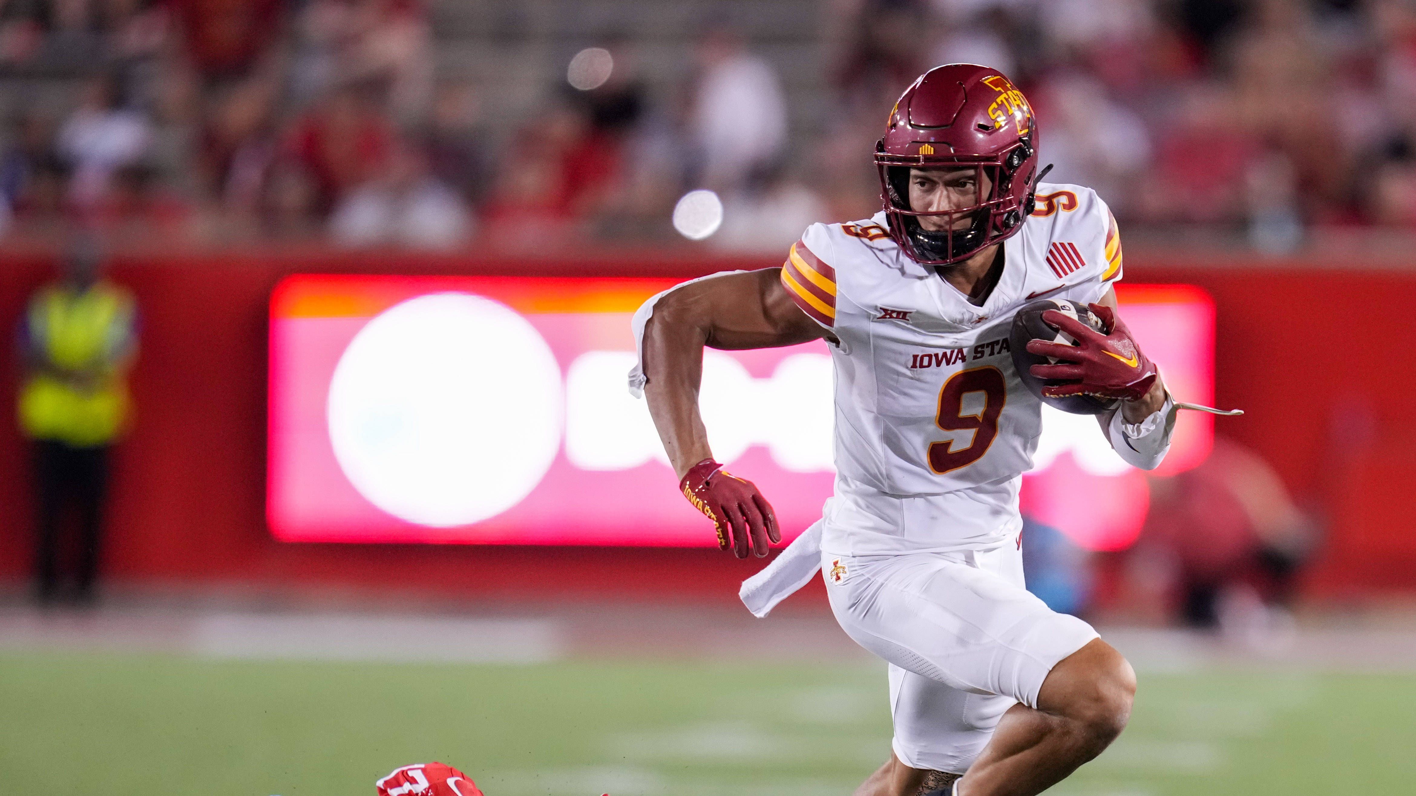 <strong>Jayden Higgins (Iowa State): Fazit</strong><br>Higgins ist ein gutes Komplett-Paket auf der Receiver-Position. Er bringt Größe, gute Fähigkeiten im Catching und Route Running und Positionsflexibilität mit. Im Vergleich zu den Top-Spielern auf seiner Position fehlt es ihm etwas an Explosivität.&nbsp;<br><br><strong>Einschätzung</strong>: Ende erste Runde