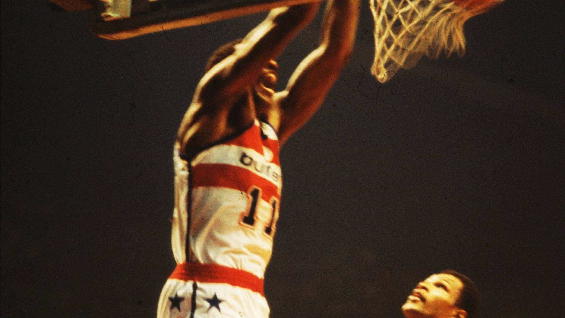 <strong>NBA Finals 1978: Washington Bullets vs. Seattle SuperSonics</strong> <strong>4:3</strong><br>Die NBA Finals 1978 zwischen den Washington Bullets und den Seattle SuperSonics waren ein überraschendes Duell zweier Teams mit weniger als 50 Siegen in der regulären Saison, das erst im siebten Spiel entschieden wurde. Die Bullets setzten sich in Spiel sieben auswärts in Seattle mit 105:99 durch.