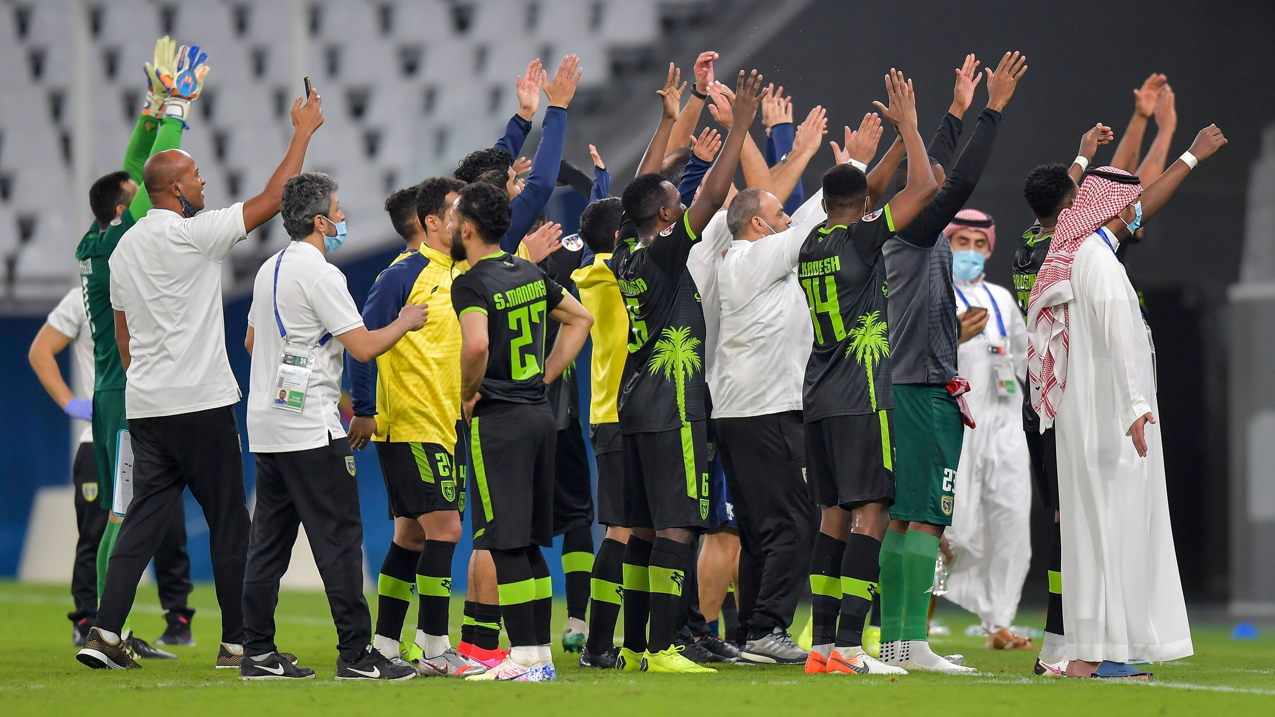 
                <strong>Al-Duhail (amtierender Meister von Gastgeberland Katar)</strong><br>
                Traditionell darf auch der amtierende Meister des Gastgeberlandes an der Klub-WM teilnehmen. Wie im vergangenen Jahr findet das Turnier als Testlauf für die Fußball-Weltmeisterschaft 2022 in Katar statt. Al-Duhali SC gewann in der Saison 2019/2020 seinen vierten nationalen Titel. 
              