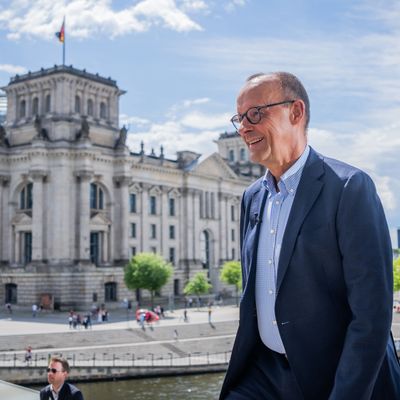 CDU-Chef Friedrich Merz schließt eine Zusammenarbeit auf Landesebene mit dem Bündnis Sahra Wagenknecht nicht aus.