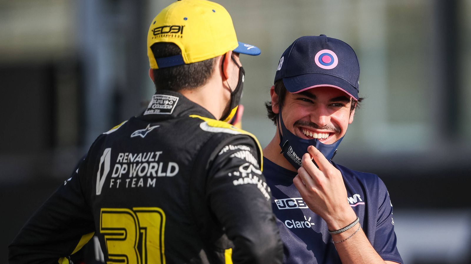 
                <strong>Lance Stroll (Racing Point)</strong><br>
                An ihm scheiden sich bekanntlich die Geister: Ist er nur wegen des Geldes seines Vaters Lawrence in der Formel 1 und bei Racing Point? Er fährt zwar deutlich weniger Punkte als Perez ein (75 zu 125), zeigt sich aber durchaus verbessert mit einigen Highlights wie zwei Podestplätzen. 2021 kommt Sebastian Vettel als Teamkollege. ran.de-Note: 4+
              