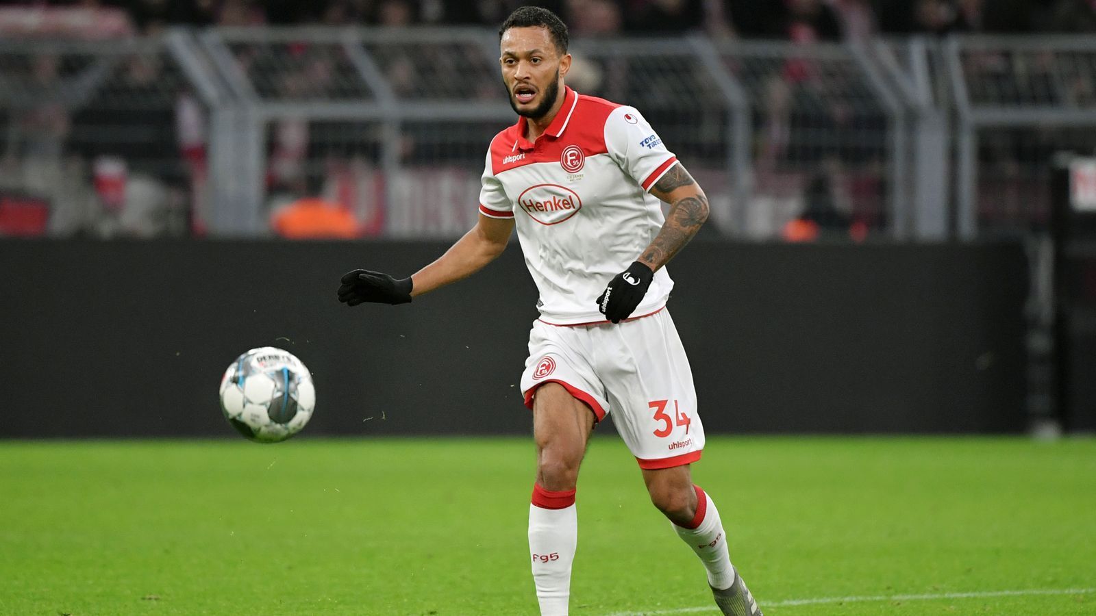 
                <strong>Lewis Baker (Fortuna Düsseldorf)</strong><br>
                Sogar nur sechs Monate dauerte die einstige Leihe von Mittelfeldspieler Lewis Baker von Chelsea zu Fortuna Düsseldorf. Baker kam in der Hinrunde der Saison 2019/20 lediglich zu neun Einsätzen für den damaligen Bundesligisten. Aus Frust über seine Reservistenrolle blieb der Engländer mit jamaikanischen Wurzeln sogar dem Auftakttraining in die Rückrunde fern. Kurz danach wurde die Leihe beendet. Nach einer weiteren Leihe zu Trabzonspor ging es für den mittlerweile 27-jährigen Baker Anfang 2022 zum englischen Zweitligisten Stoke. Dort ist er tatsächlich jener Leistungsträger, der er schon in Düsseldorf sein wollte und hat einen Vertrag bis 2025. 
              