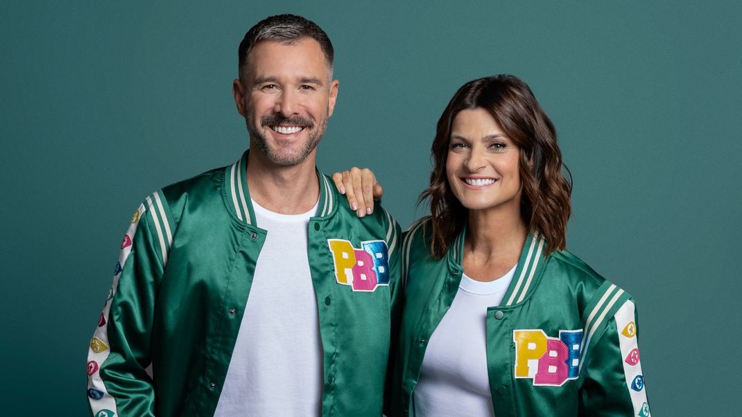 Moderations-Duo Jochen Schropp und Marlene Lufen bei "Promi Big Brother" 2022