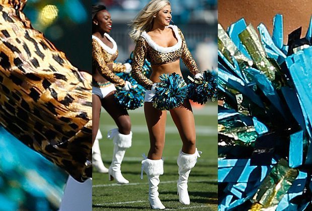 
                <strong>Jacksonville Jaguars</strong><br>
                Sie fallen auch zu Weihnachten auf: Die Cheerleader der Jacksonville Jaguars im gewohnten Leo-Dress mögen es auch zum Fest gefährlich.
              