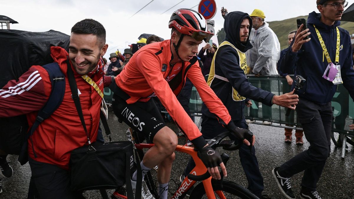 Thymen Arensman gewann am Freitag die Etappe für Ineos