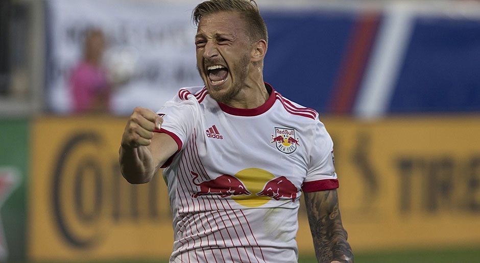 
                <strong>New York Red Bulls</strong><br>
                Daniel Royer: drei Bundesligaspiele für Hannover 96 in der Saison 2011/2012
              