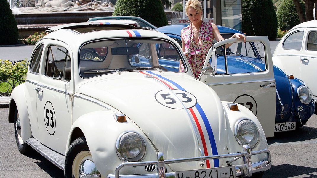 Im bisher letzten Herbie-Film nahm Lindsay Lohan 2005 am Steuer des Wunderkäfers Platz.