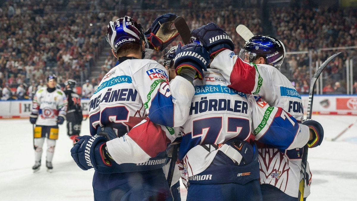 Die Eisbären jubeln in Köln