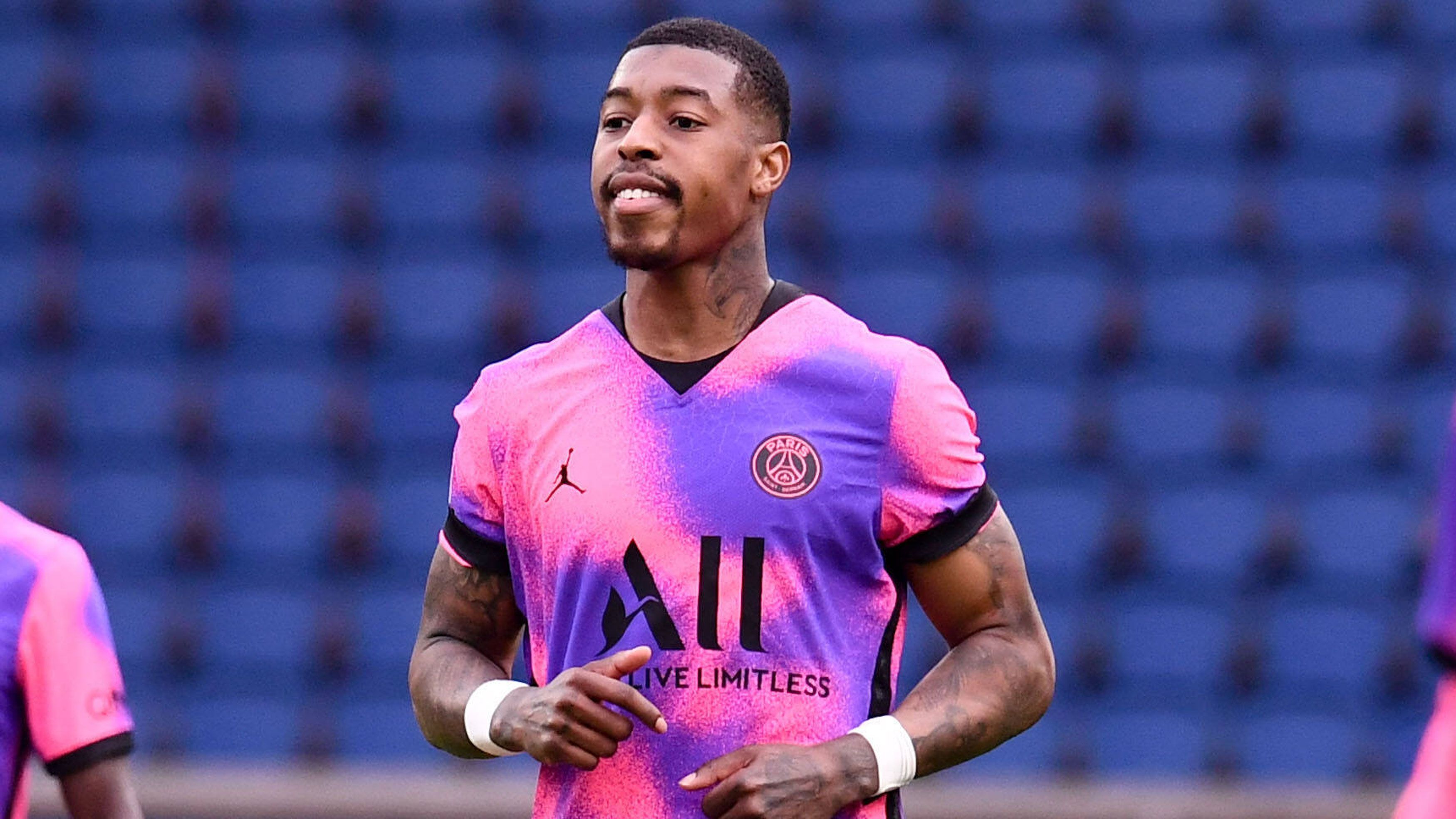 
                <strong>Presnel Kimpembe (Abwehr)</strong><br>
                Jahresgehalt: 8,04 Millionen Euro.
              