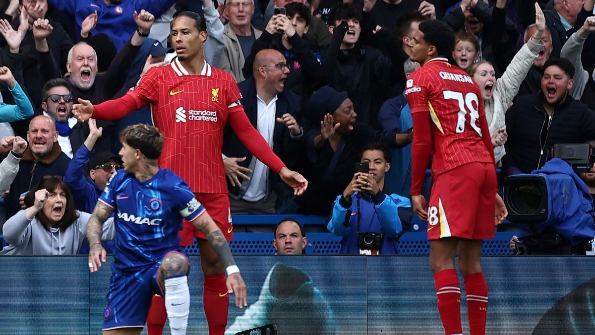 Van Dijk und Quansah unterläuft ein kurioses Eigentor