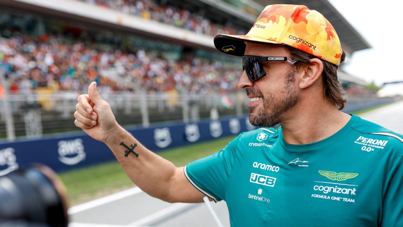 
                <strong>Platz 2: Fernando Alonso (Aston Martin)</strong><br>
                Gesamt: 92&#x2022; Erfahrung: 99<br>&#x2022; Renngeschick: 91<br>&#x2022; Wahrnehmung: 78<br>&#x2022; Tempo: 93<br>
              