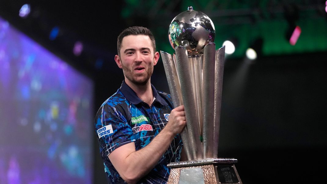 Luke Humphries ist neuer Darts-Weltmeister.