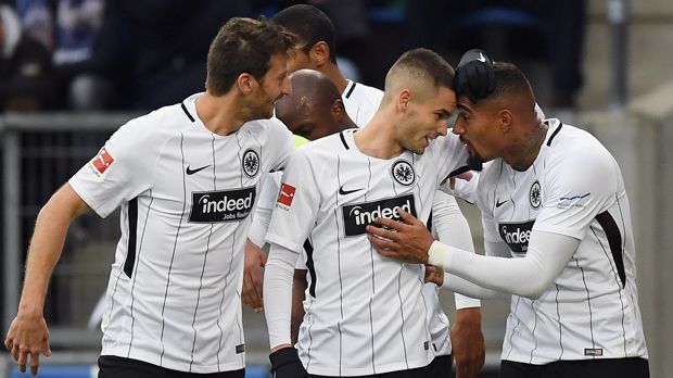 
                <strong>Eintracht Frankfurt</strong><br>
                Anzahl der eingesetzten Spieler: 24
              