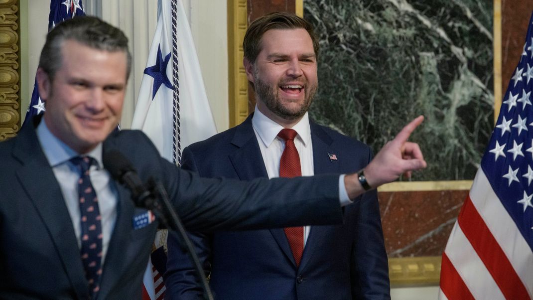 US-Vizepräsident Vance will anders als zunächst geplant am umstrittenen Besuch in Grönland teilnehmen.
