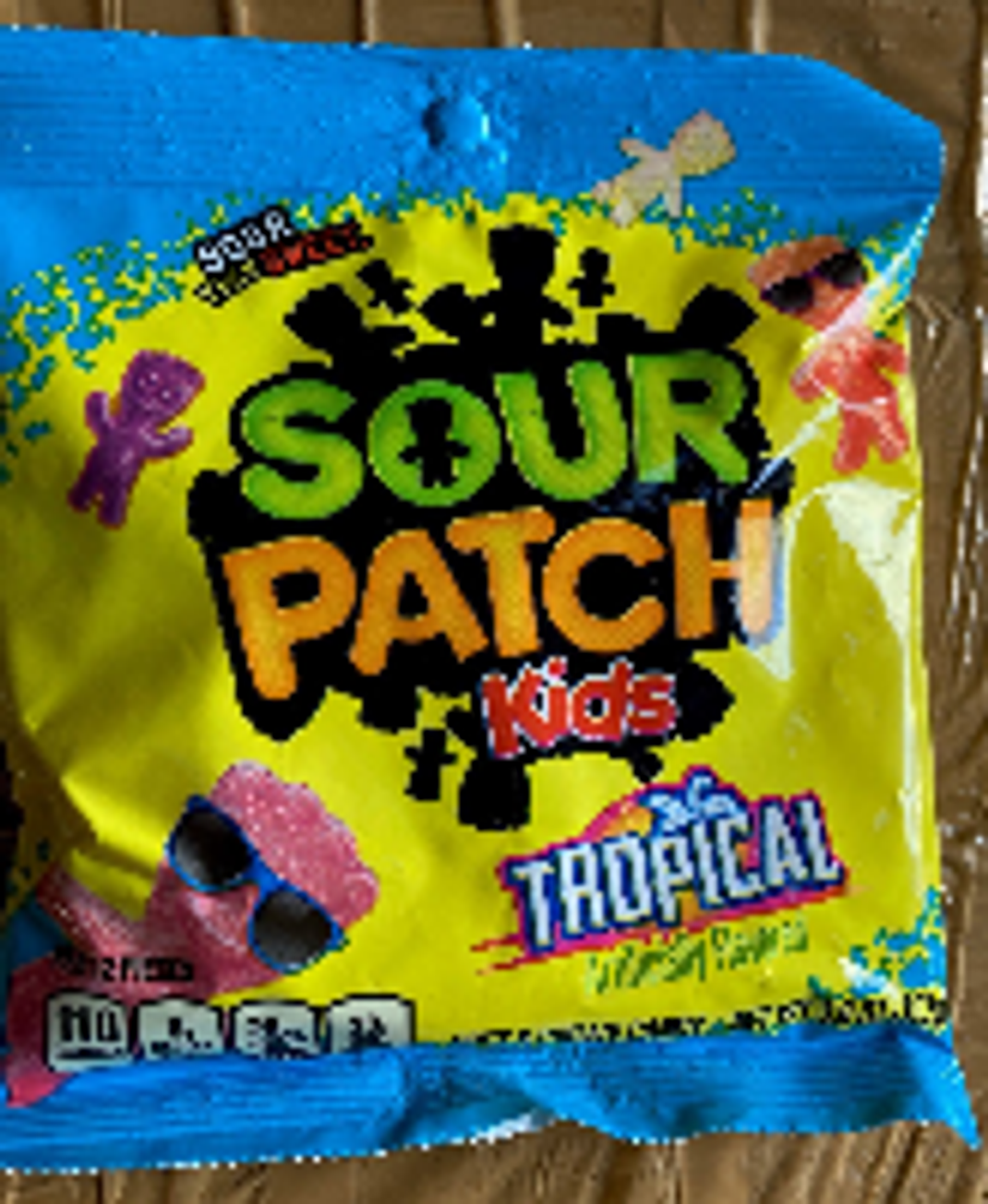 Bonbons der Marke Sour Patch Kids der Sorte Tropical.