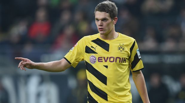 
                <strong>Matthias Ginter</strong><br>
                Matthias Ginter: In den ersten Minuten mit Problemen auf rechts. Danach solide in der Defensive und nach vorne stets bemüht. Mehr nicht. ran-Note 3.
              
