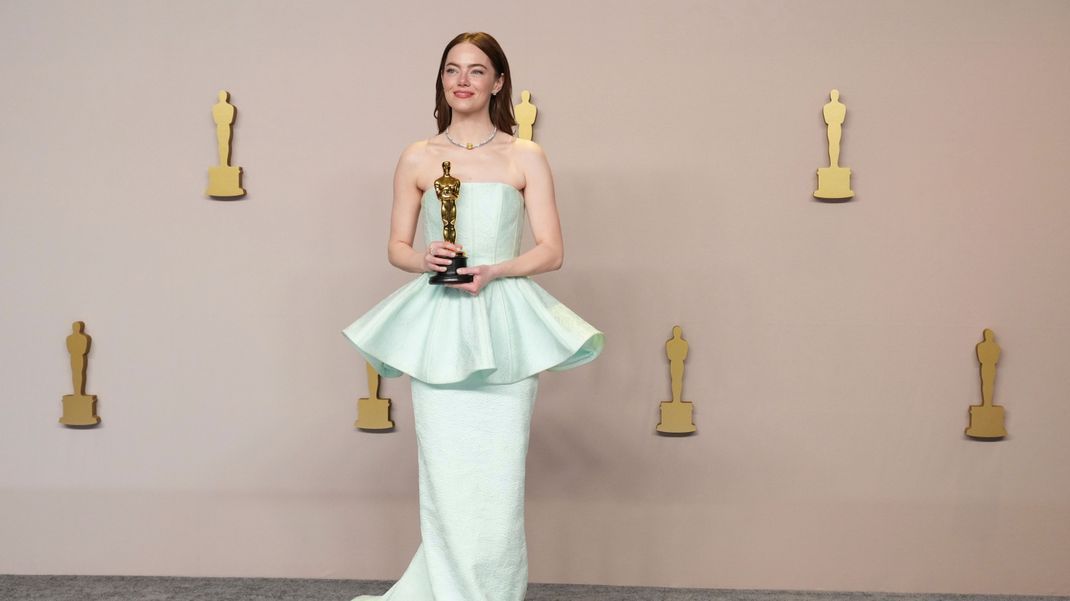 Emma Stone bei den Oscars 2024 im Dolbe Theatre in Los Angeles.