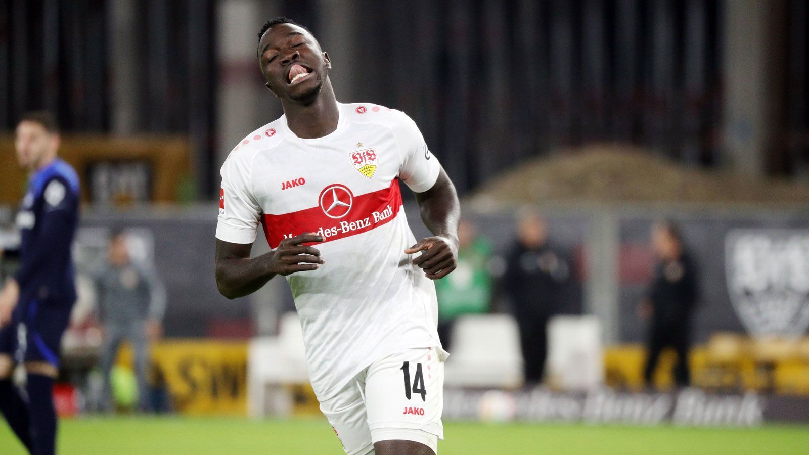 
                <strong>Geteilter 6. Platz: VfB Stuttgart</strong><br>
                &#x2022; Anzahl der Aluminiumtreffer: 6<br>&#x2022; Spieler mit den meisten Aluminiumtreffern: Silas Katompa Mvumpa (2)<br>
              