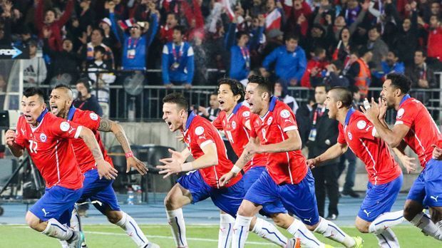 
                <strong>Chile (1 Titel)</strong><br>
                Chile  (1 Titel): Einen Titel hat Chile auf seinem Konto, was gleichzeitig besonders ist. Schließlich sind die Chilenen der letztjährige Gewinner, durch einen dramatischen Erfolg im Elfmeterschießen gegen Argentinien. Sie gehen in den USA also als Titelverteidiger an den Start.
              