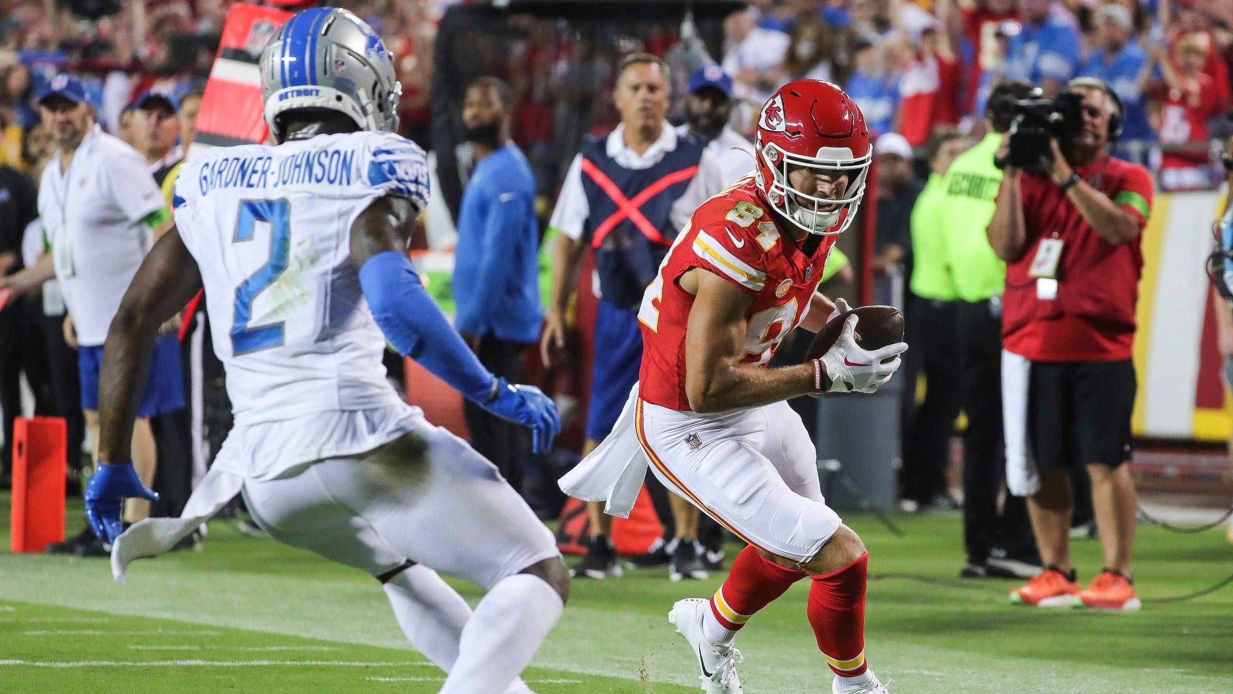 <strong>Die Wide Receiver der Kansas City Chiefs</strong><br>Während sich die Häme in den sozialen Netzwerken auf Kadarius Toney konzentriert, sehen auch Justin Watson, Skyy Moore und Konsorten nicht viel besser aus. Dabei lässt Patrick Mahomes sie eigentlich immer besser aussehen. Stellt sich nur die Frage wie sie aussehen würden, gäbe es da nicht Patrick Mahomes.