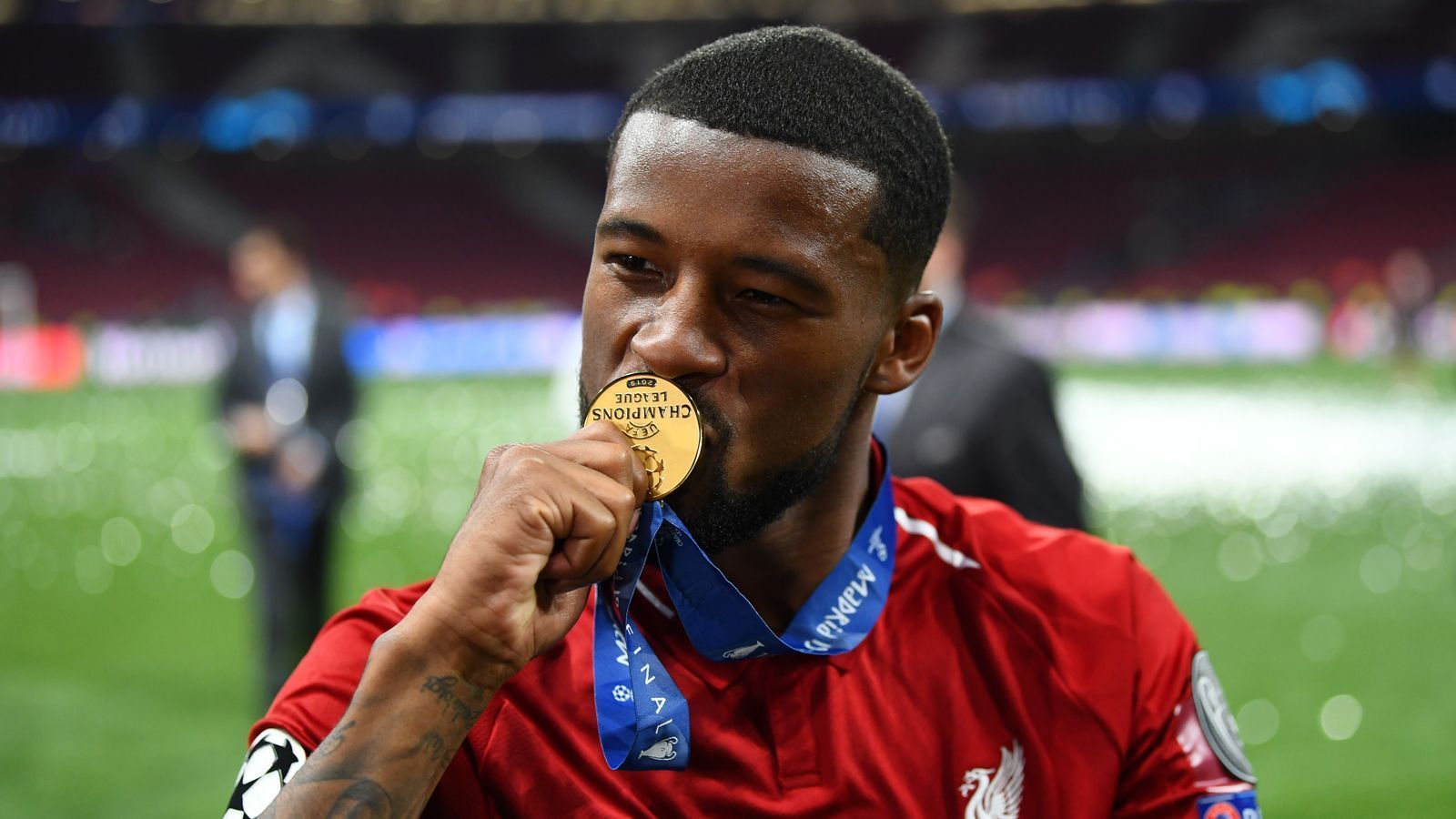 
                <strong>Mittelfeld: Georginio Wijnaldum (FC Liverpool)</strong><br>
                Absolvierte Spiele im Wettbewerb 2018/19: 12
              