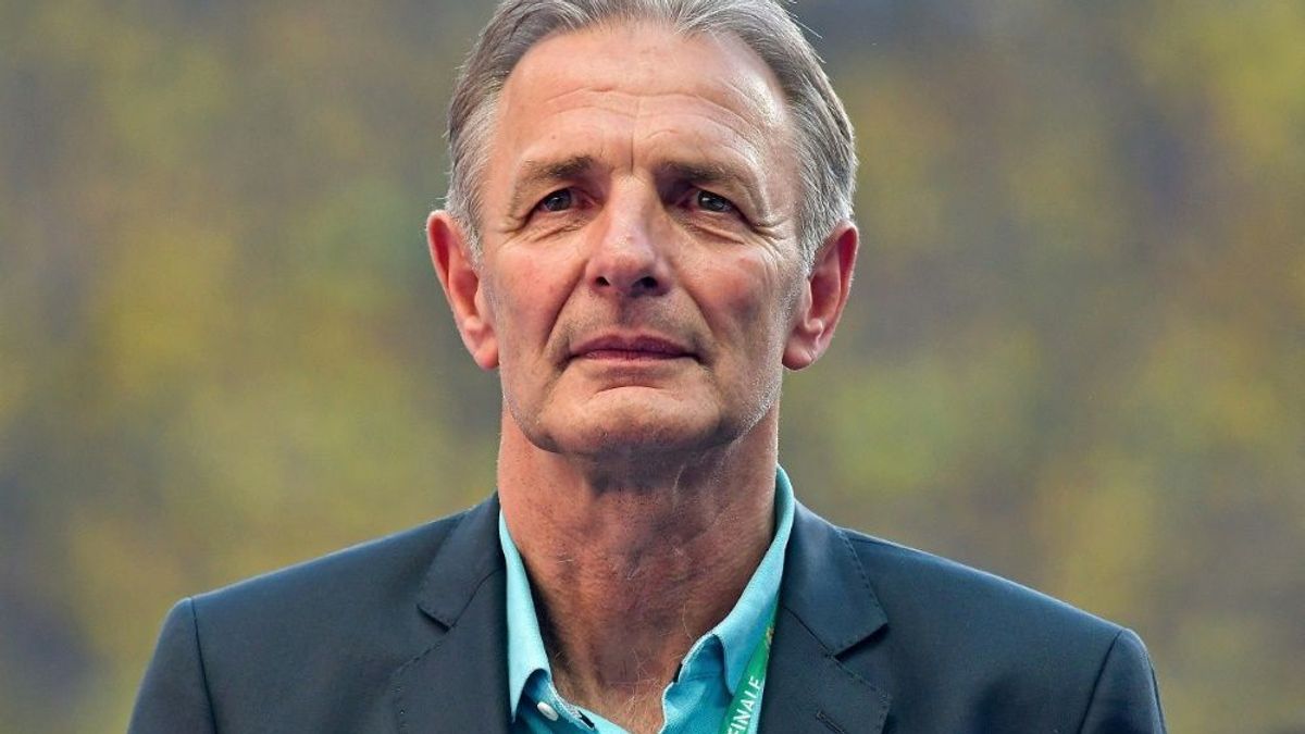 Adelt die Eintracht: Karl-Heinz Körbel
