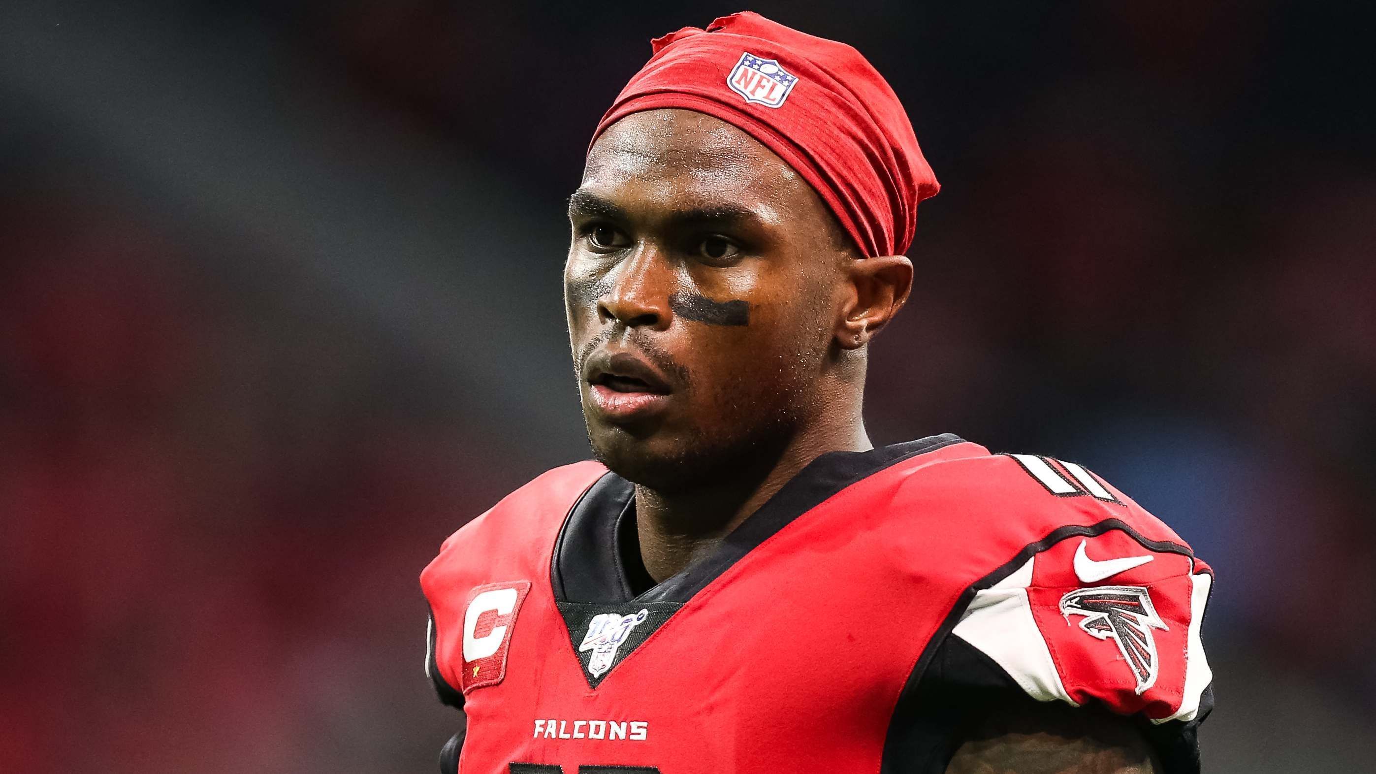 
                <strong>Atlanta Falcons: Julio Jones</strong><br>
                
              