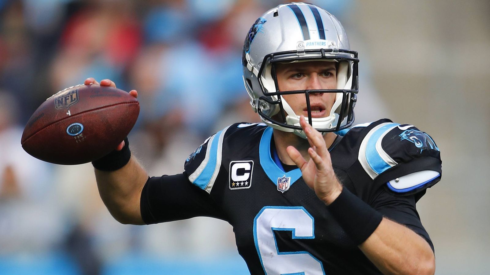 
                <strong>Platz 21: Taylor Heinicke (Carolina Panthers)</strong><br>
                Jahresgehalt: 805.000 Dollar
              