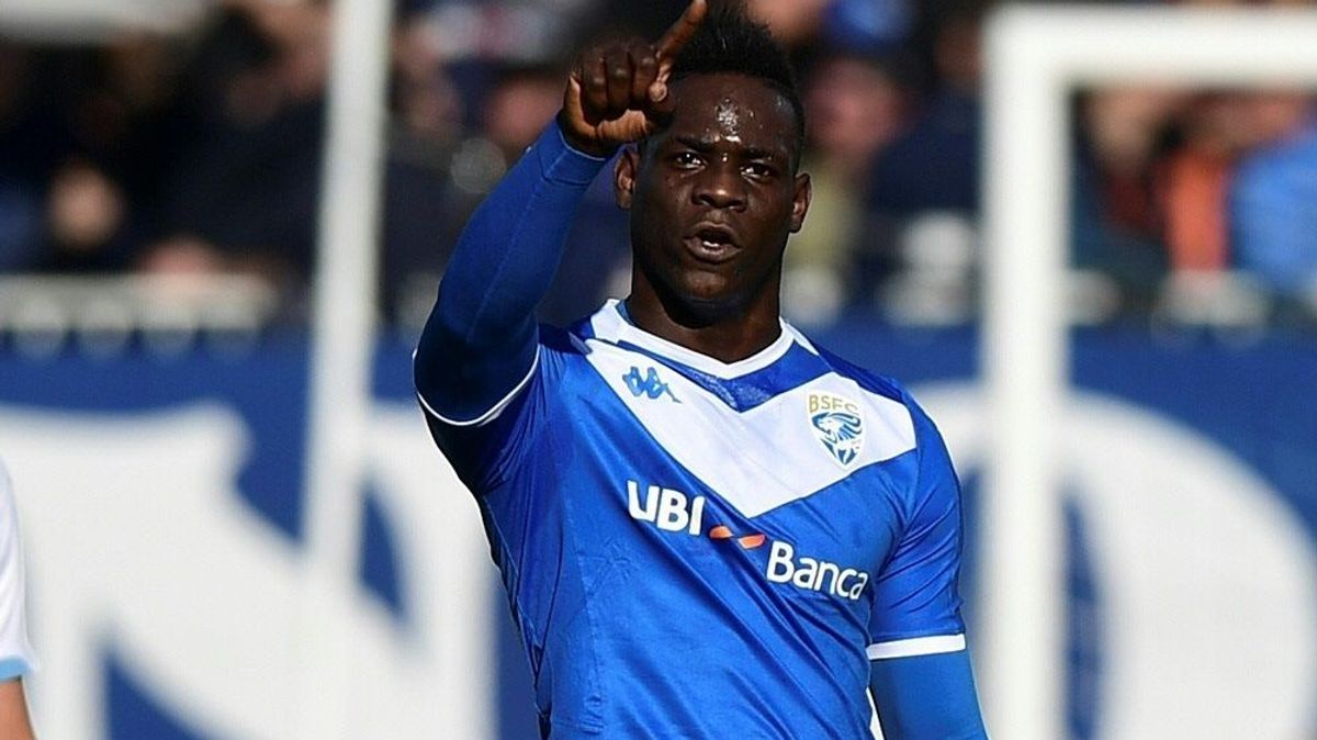 Italien: Mario Balotelli wurde für zwei Spiele gesperrt