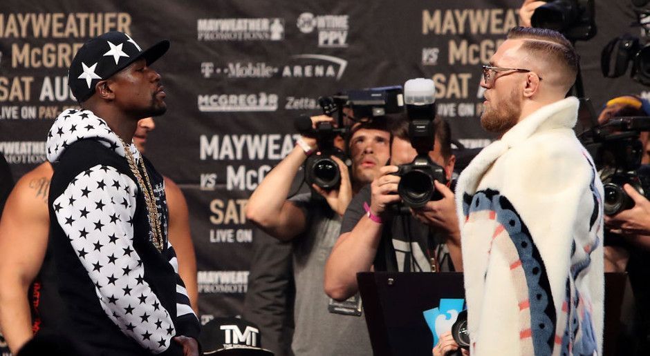 
                <strong>Mayweather vs. McGregor – die kuriosesten Wetten</strong><br>
                In der Nacht von Samstag auf Sonntag blickt die Welt gespannt nach Las Vegas und auf den "Money Fight" zwischen Floyd Mayweather und Conor McGregor. Dabei wird die Hauptstadt des Glücksspiels ihrem Ruf wieder einmal gerecht. Ob Demi Lovato, Lil Wayne oder Donald Trump, in Las Vegas kann man auf so ziemlich alles wetten. Wir haben die kuriosesten Möglichkeiten zusammengetragen.Der Mega-Fight Floyd Mayweather vs. Conor McGregor - in der Nacht zum 27. August ab 3:00 Uhr live auf DAZN #daznfightclub
              