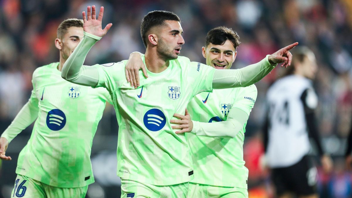 February 6, 2025, Valencia, Valencia, SPAIN: Ferran Torres of FC Barcelona, Barca celebrates a goal during the Copa del Rey Quarter Final match between Valencia CF and FC Barcelona at Mestalla stad...