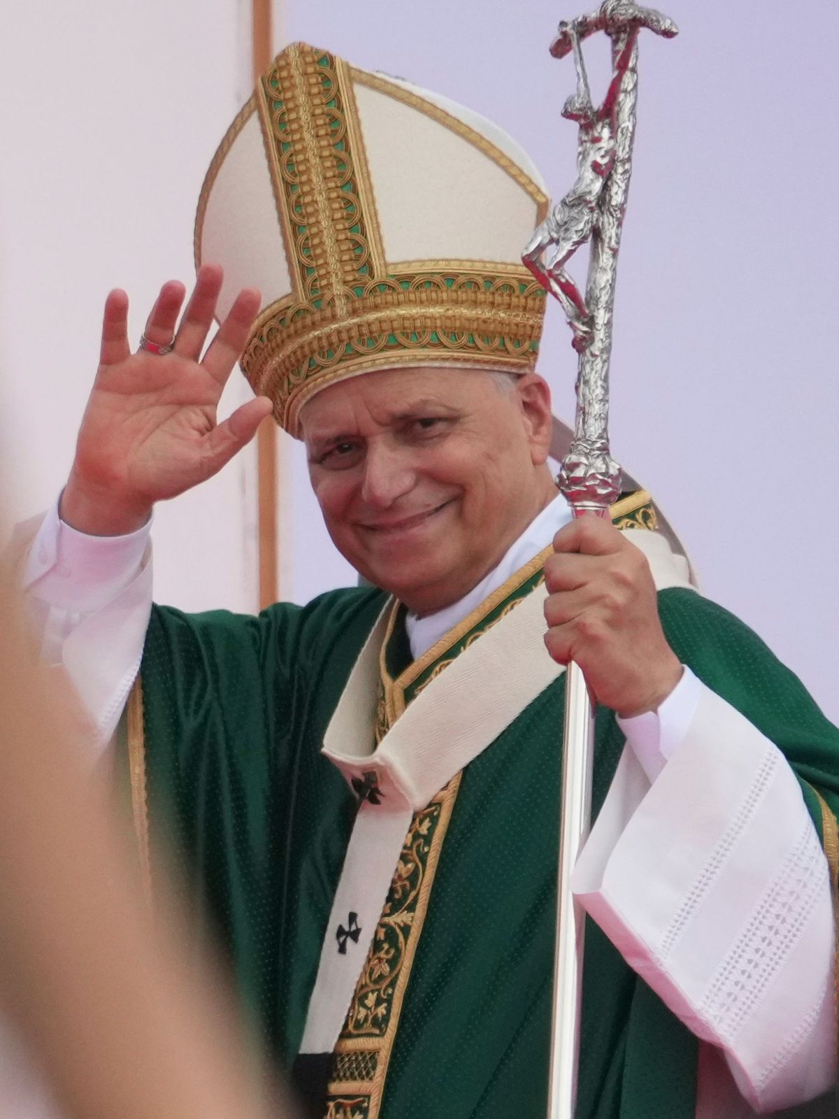 Papst Leo XIV. hält eine Messe mit jungen Menschen, die am Jugendjubiläum auf dem Tor Vergata Feld teilnehmen. 